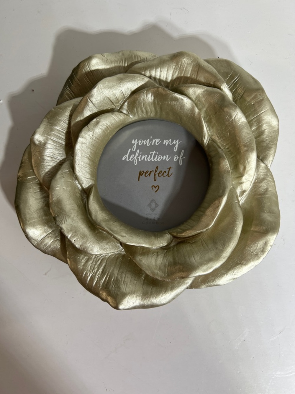 Metallic Gold Flower Wall Decor Photo Frame 4x4 size picture